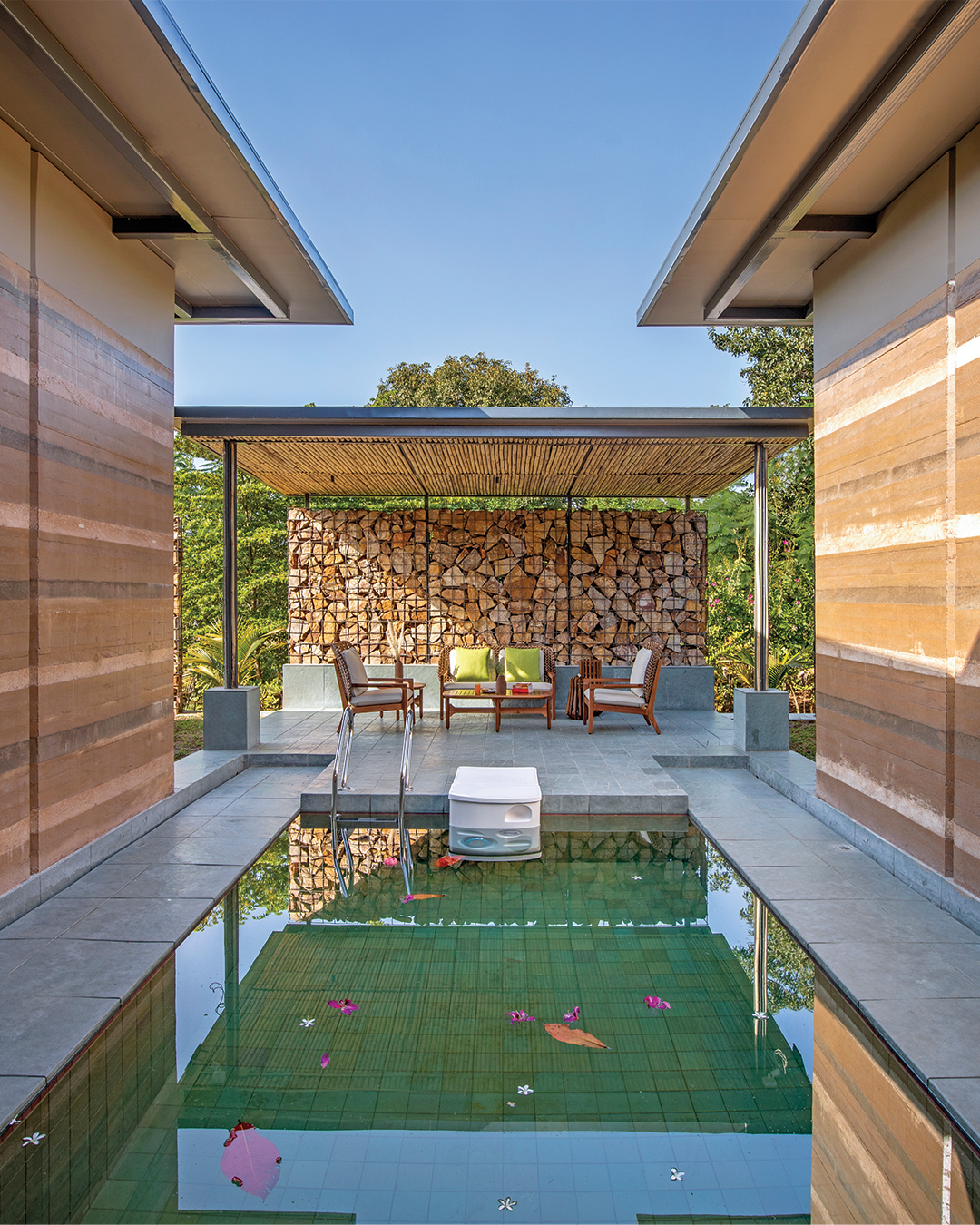 Earth House – A Sustainable Rammed Earth Residence